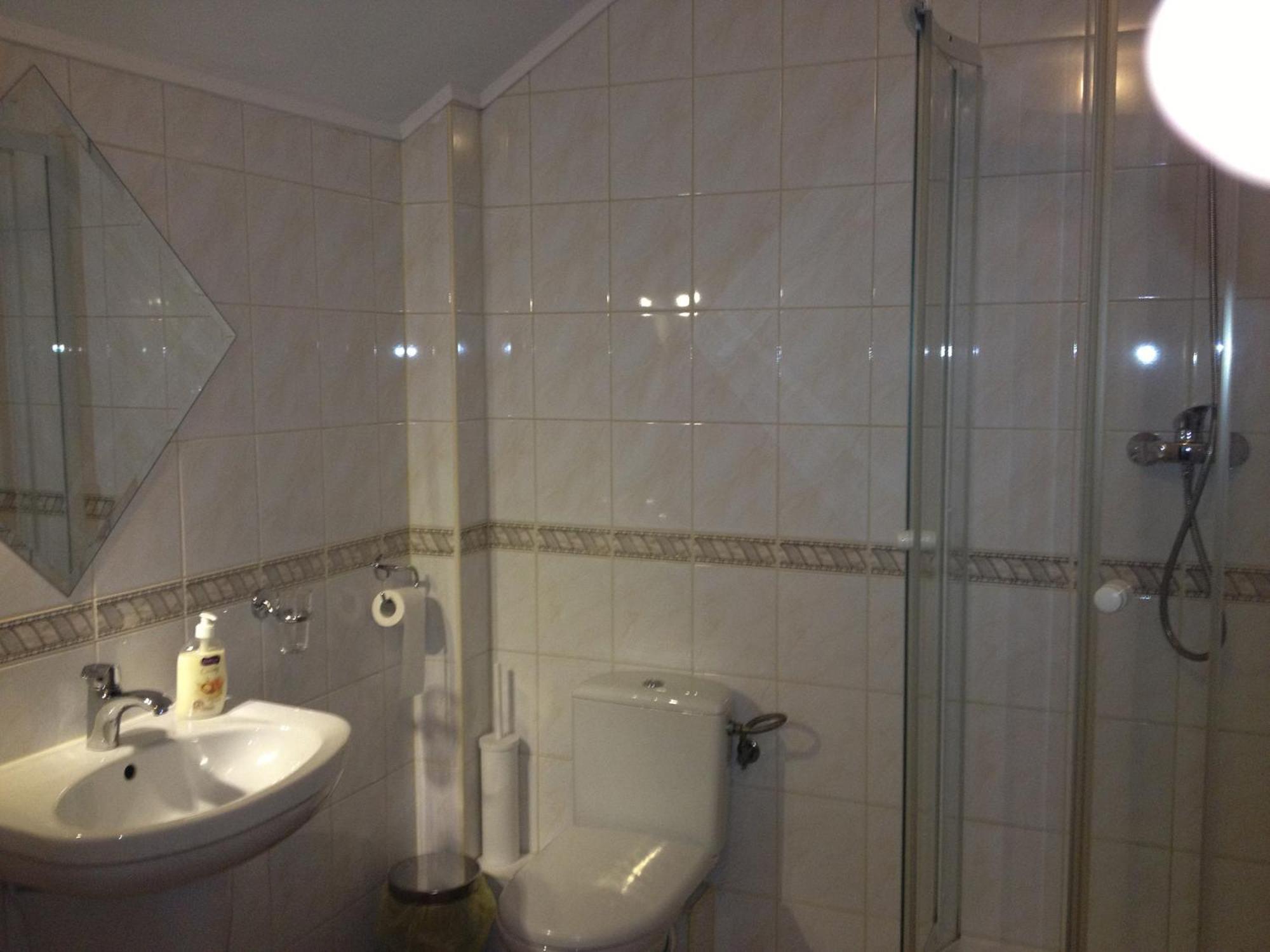 Laura Bed & Breakfast Belchatow Bilik gambar