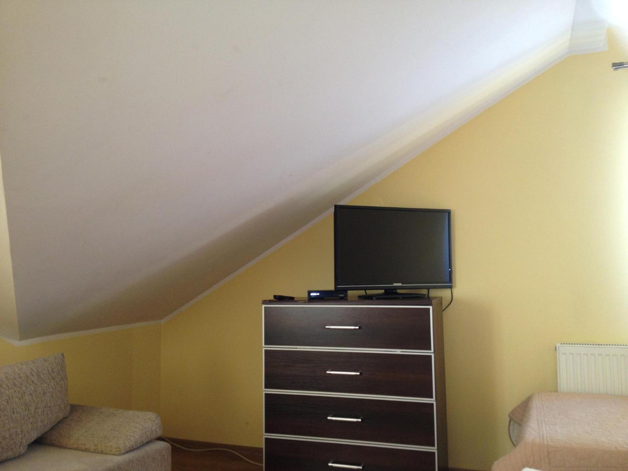 Laura Bed & Breakfast Belchatow Bilik gambar